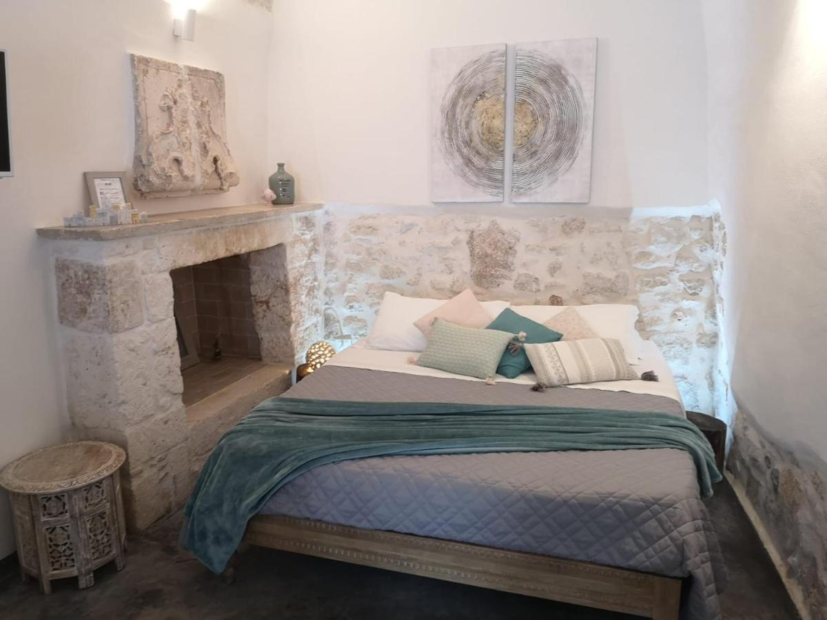 White Luxury Suite Ostuni By Gonewlocation Exterior foto