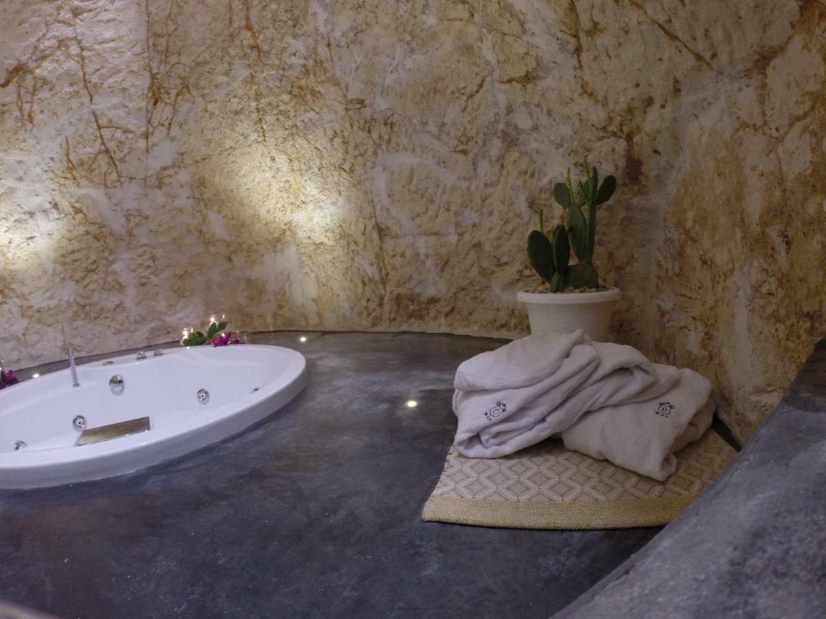 White Luxury Suite Ostuni By Gonewlocation Exterior foto